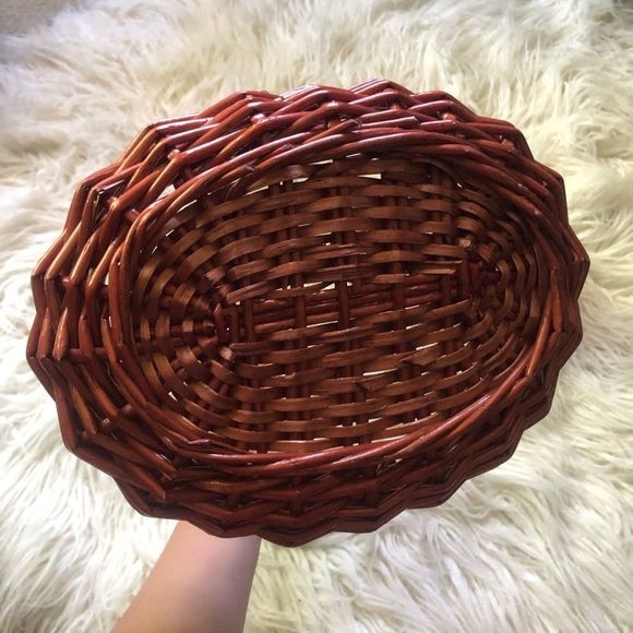 Vintage Wicker Handle Oval Basket - Picture 6 of 6